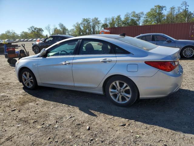 5NPEC4AC5DH504436 - 2013 HYUNDAI SONATA SE SILVER photo 2
