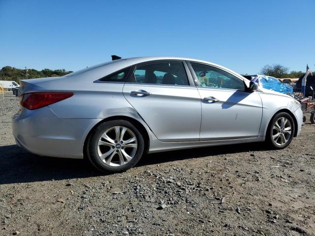 5NPEC4AC5DH504436 - 2013 HYUNDAI SONATA SE SILVER photo 3