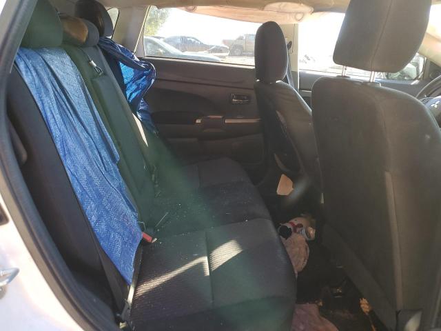 JA4AP3AUXKU005053 - 2019 MITSUBISHI OUTLANDER ES 白色 照片 11