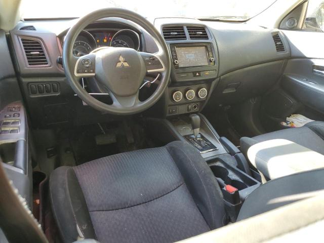 JA4AP3AUXKU005053 - 2019 MITSUBISHI OUTLANDER ES 白色 照片 8