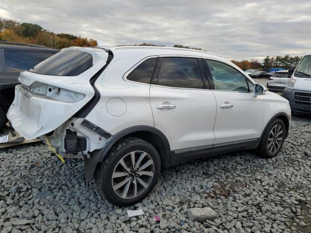 5LMCJ3D94KUL48389 - 2019 LINCOLN MKC RESERVE თეთრი ფოტო 3