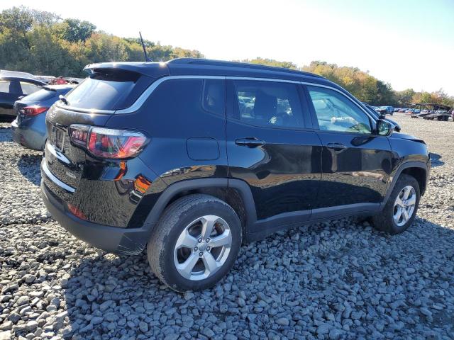 3C4NJDBB8JT481256 - 2018 JEEP COMPASS LATITUDE Қара фото 3