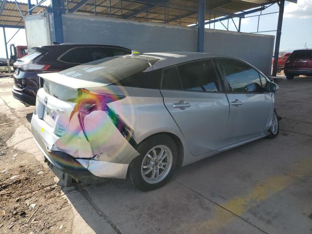 JTDKARFU2J3545699 - 2018 TOYOTA PRIUS SILVER photo 6