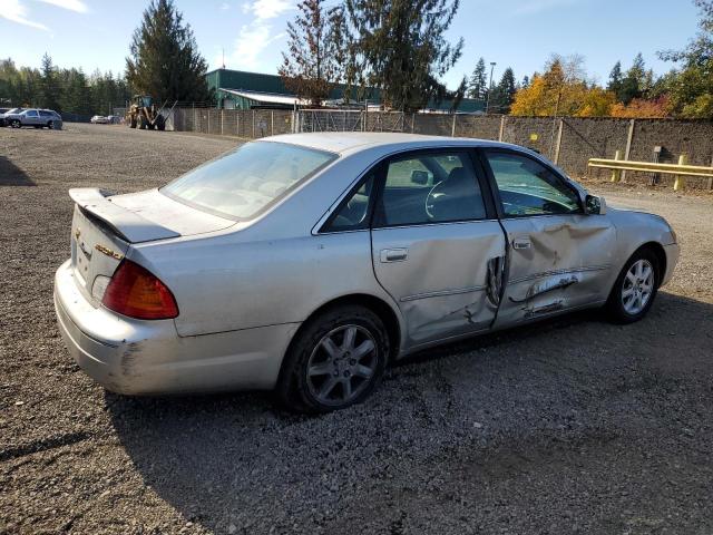 4T1BF28B52U237762 - 2002 TOYOTA AVALON XL SILVER photo 3