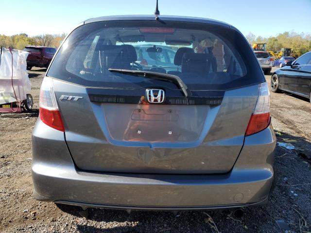 JHMGE8H35BC025599 - 2011 HONDA FIT ვერცხლისფერი ფოტო 6