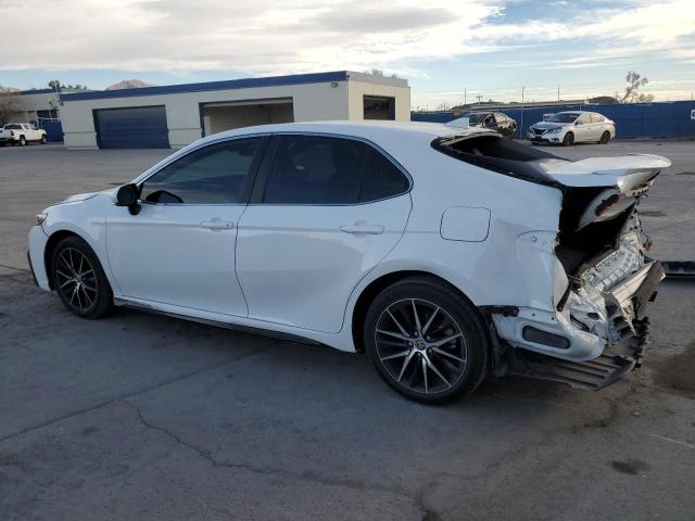 4T1G11AK5PU730695 - 2023 TOYOTA CAMRY SE NIGHT SHADE WHITE photo 2