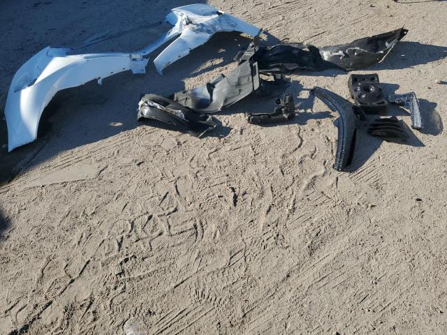 5YFBURHEXJP759182 - 2018 TOYOTA COROLLA L 白色 照片 12