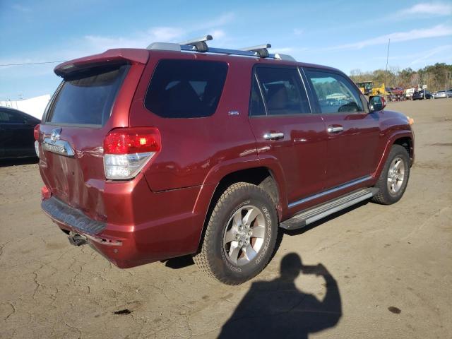 JTEBU5JR1B5045277 - 2011 TOYOTA 4RUNNER SR5 ბურგუნდია ფოტო 3