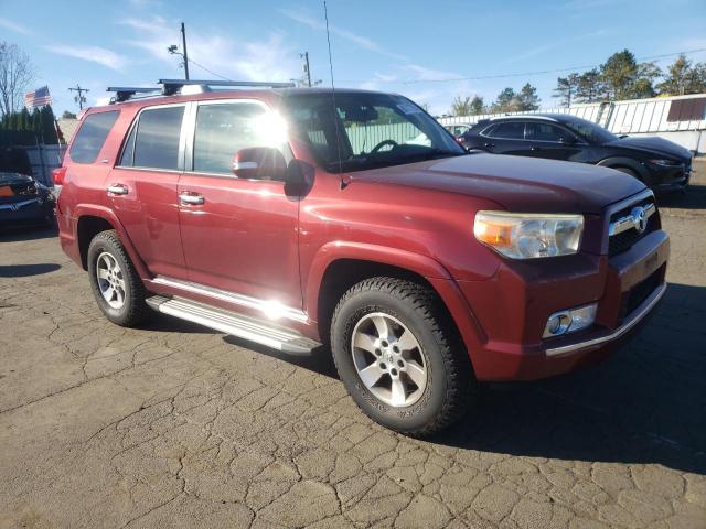 JTEBU5JR1B5045277 - 2011 TOYOTA 4RUNNER SR5 ბურგუნდია ფოტო 4