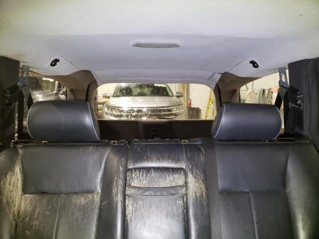 WDBJH82J01X048333 - 2001 MERCEDES-BENZ E 320 4MATIC GREEN photo 10