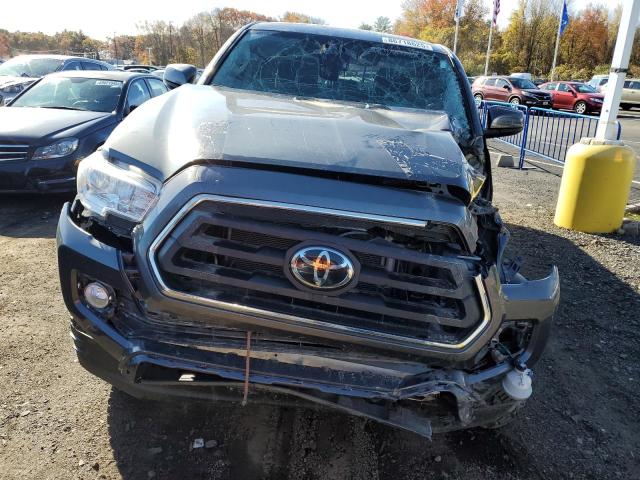 3TMCZ5AN1PM549871 - 2023 TOYOTA TACOMA DOUBLE CAB ნაცრისფერი ფოტო 5