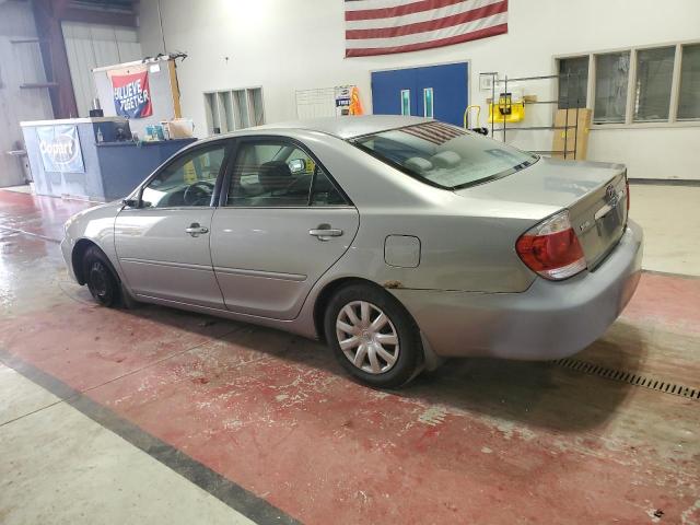 4T1BE32K75U620317 - 2005 TOYOTA CAMRY LE 银色 照片 2
