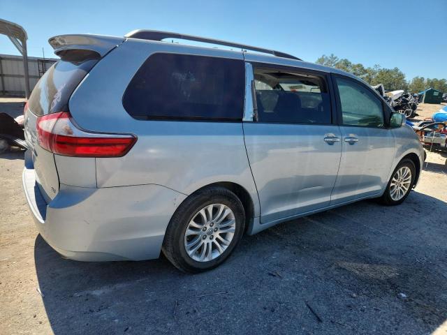 5TDYK3DC1GS719400 - 2016 TOYOTA SIENNA XLE BLUE photo 3