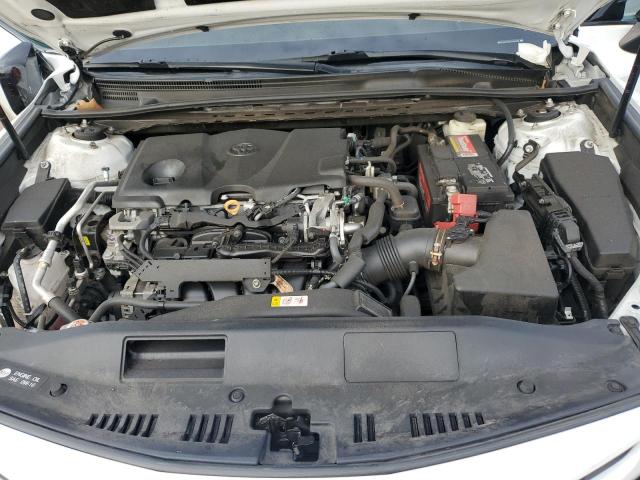 4T1B61HK5JU144085 - 2018 TOYOTA CAMRY XSE WHITE photo 11