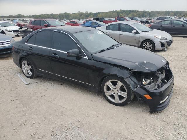 WDDGF8BB2BR157303 - 2011 MERCEDES-BENZ C 300 4MATIC BLACK photo 4