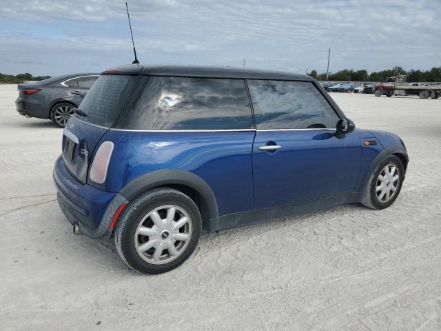 WMWRC33484TJ59493 - 2004 MINI COOPER BLUE photo 3