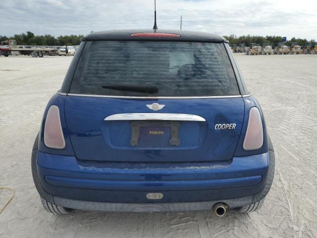 WMWRC33484TJ59493 - 2004 MINI COOPER BLUE photo 6