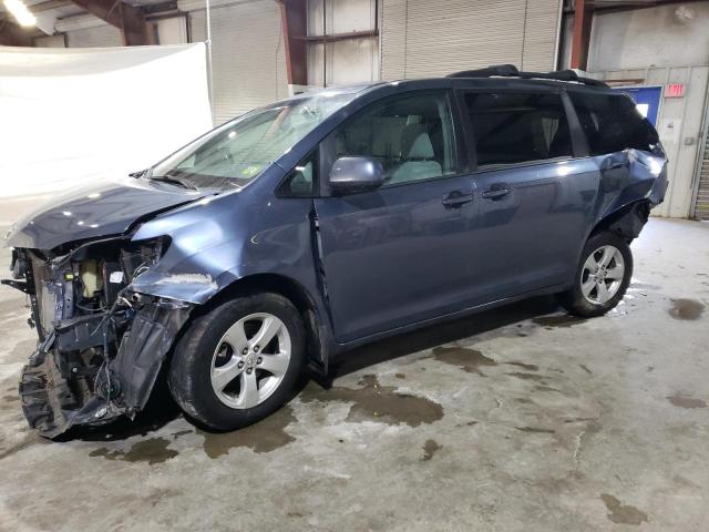 2015 TOYOTA SIENNA LE, 