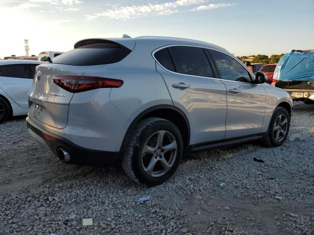 ZASPAJANXM7D11886 - 2021 ALFA ROMEO STELVIO SPORT Серебристый фото 3