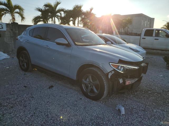 ZASPAJANXM7D11886 - 2021 ALFA ROMEO STELVIO SPORT Серебристый фото 4