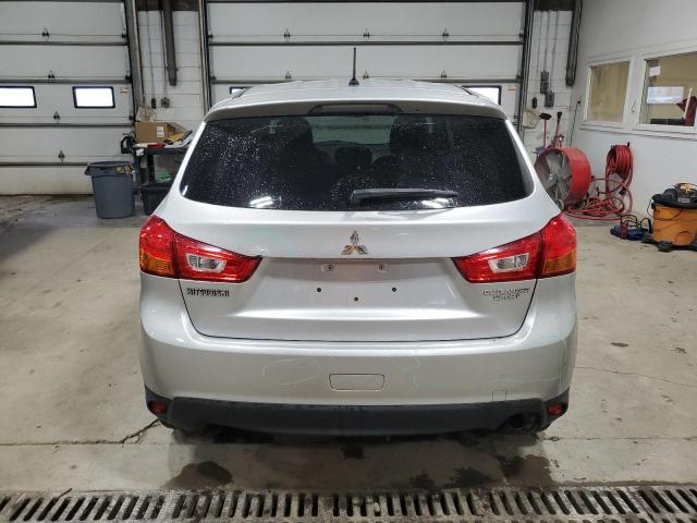 4A4AP3AU1FE016456 - 2015 MITSUBISHI OUTLANDER SPORT ES Gümüş foto 6