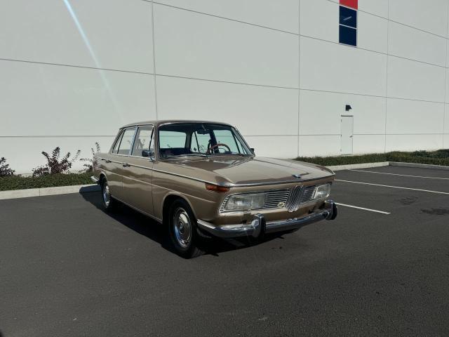 1326213 - 1967 BMW 2000 GOLD photo 1