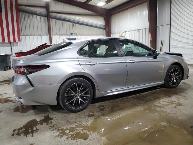 4T1S11AK2PU736173 - 2023 TOYOTA CAMRY SE NIGHT SHADE SILVER photo 3