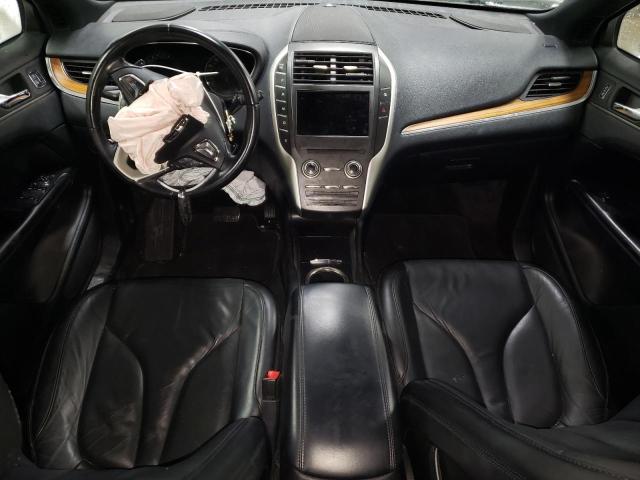 5LMCJ2D98JUL04694 - 2018 LINCOLN MKC SELECT Weiß Foto 8