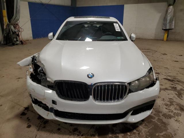 WBA7E4C54KGV70492 - 2019 BMW 740 XI WHITE photo 5