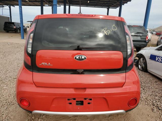 KNDJP3A53H7427221 - 2017 KIA SOUL + RED photo 6