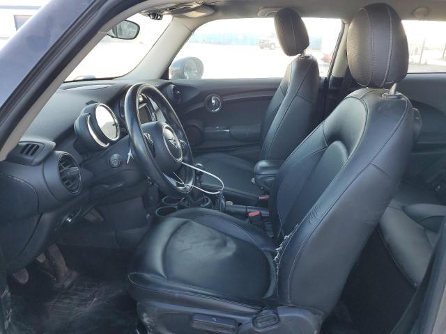 WMWXP5C59J2D71856 - 2018 MINI COOPER GRAY photo 7