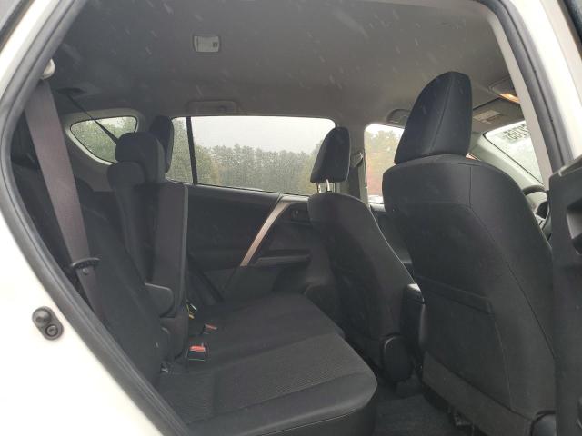 JTMBFREV0JJ244646 - 2018 TOYOTA RAV4 LE أبيض صورة 11
