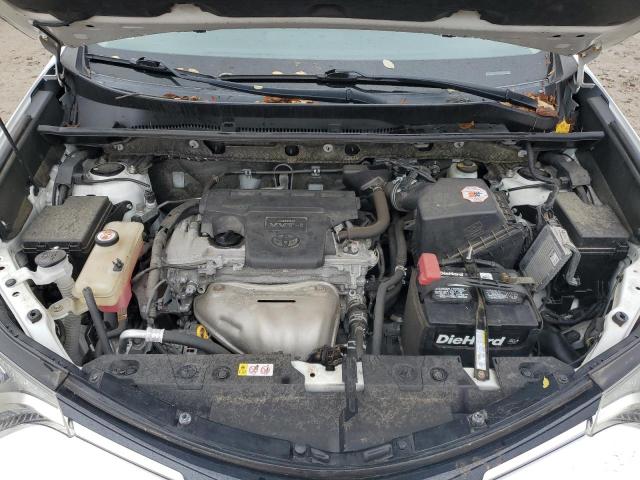 JTMBFREV0JJ244646 - 2018 TOYOTA RAV4 LE أبيض صورة 12