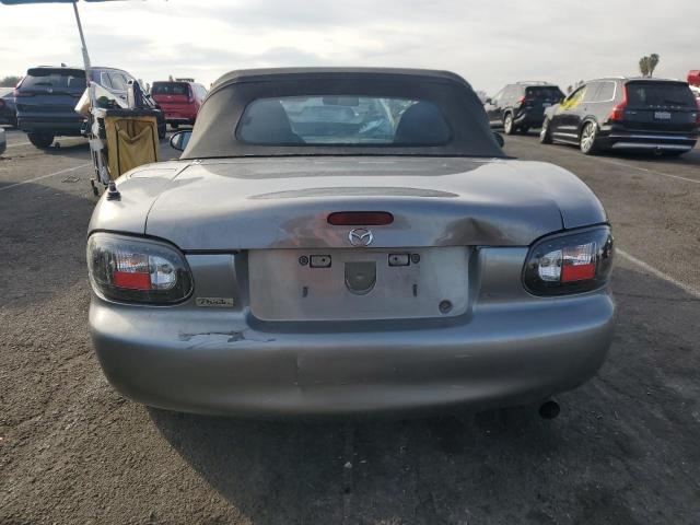 JM1NB353X30311864 - 2003 MAZDA MX-5 MIATA BASE SILVER photo 6