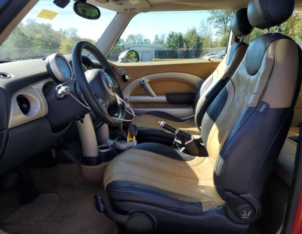 WMWRC33403TE18754 - 2003 MINI COOPER RED photo 7