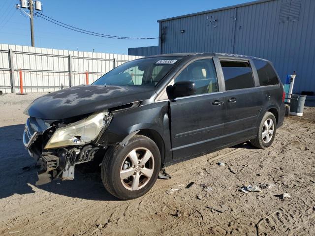 2010 VOLKSWAGEN ROUTAN SE, 