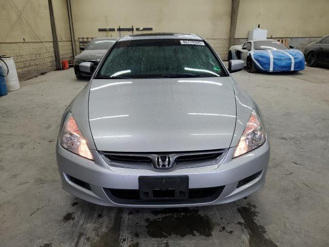 1HGCM81696A009898 - 2006 HONDA ACCORD EX Silber Foto 5