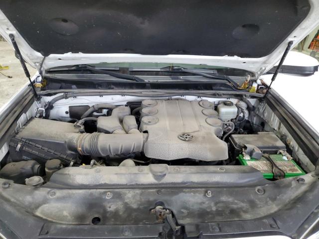 JTEBU5JR8J5517005 - 2018 TOYOTA 4RUNNER SR5/SR5 PREMIUM Biały zdjęcie 12