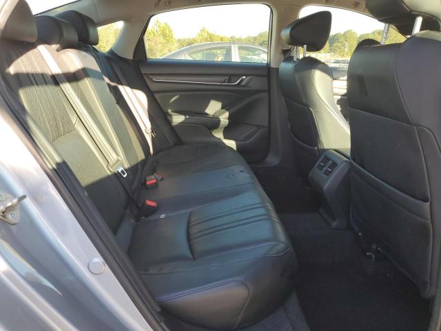 1HGCV1F93JA119765 - 2018 HONDA ACCORD TOURING 银色 照片 10