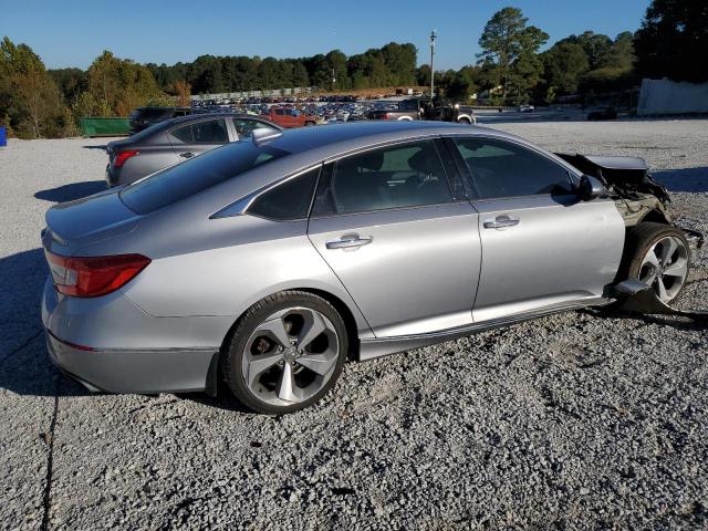 1HGCV1F93JA119765 - 2018 HONDA ACCORD TOURING 银色 照片 3