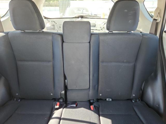 JTMZFREV3JJ202275 - 2018 TOYOTA RAV4 LE Weiß Foto 10