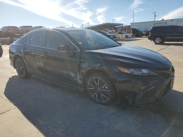 4T1G11AK9PU783870 - 2023 TOYOTA CAMRY SE NIGHT SHADE BLACK photo 4
