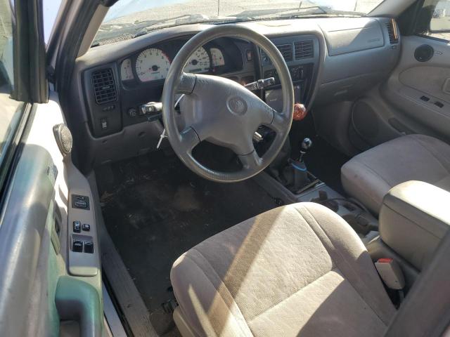 5TEWN72N51Z840936 - 2001 TOYOTA TACOMA XTRACAB WHITE photo 8