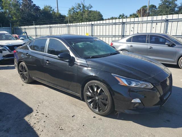 1N4BL4CV1NN307840 - 2022 NISSAN ALTIMA SR შავი ფოტო 4