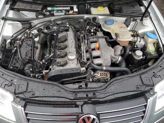 WVWPD63B93P436568 - 2003 VOLKSWAGEN PASSAT GLS SILVER photo 11