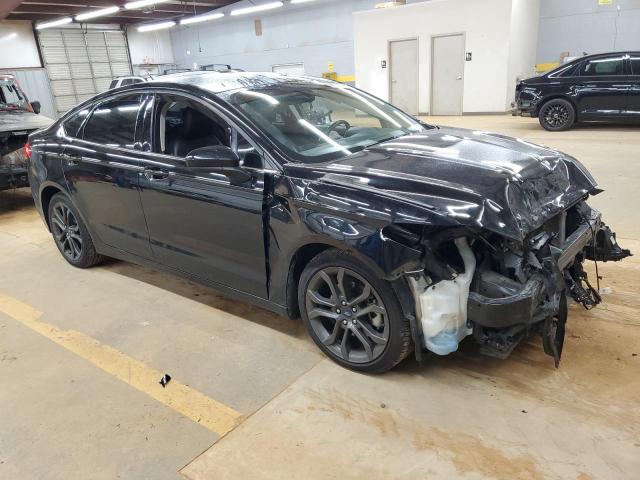 3FA6P0H71JR174447 - 2018 FORD FUSION SE Սև լուսանկար 4