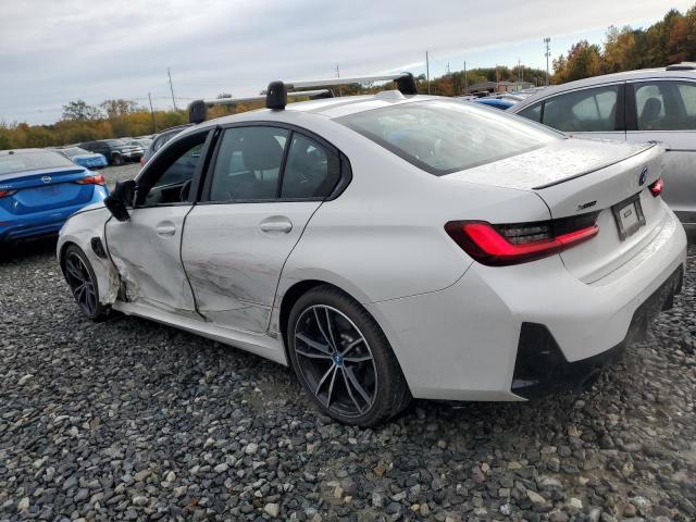 3MW39FS0XP8D10785 - 2023 BMW 330XE WHITE photo 2