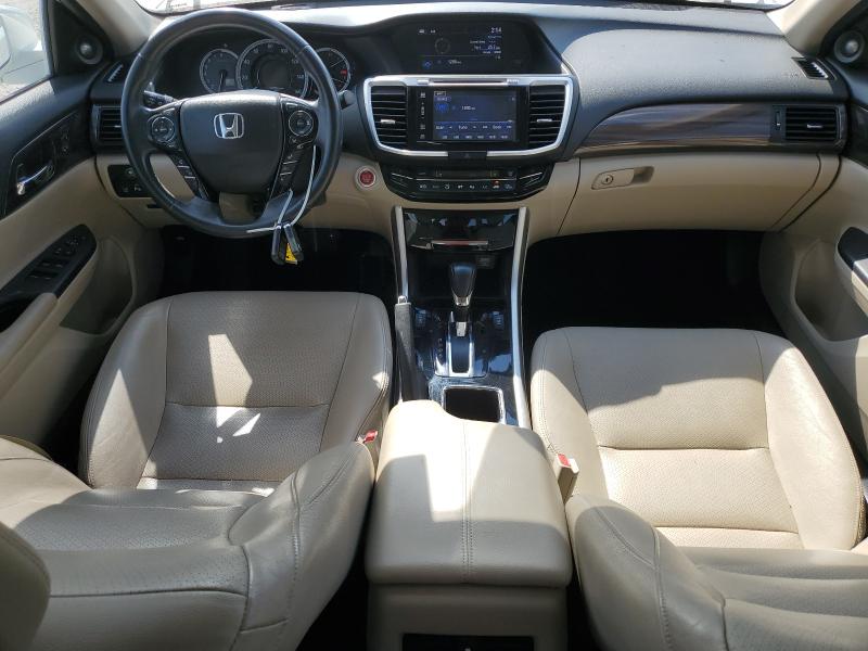 1HGCR3F91HA025247 - 2017 HONDA ACCORD TOURING WHITE photo 8