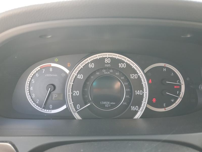 1HGCR3F91HA025247 - 2017 HONDA ACCORD TOURING WHITE photo 9