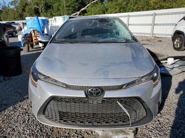 JTDEPMAE1NJ213866 - 2022 TOYOTA COROLLA LE ვერცხლისფერი ფოტო 5